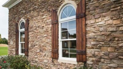 Ledgestone-Monte Side of house